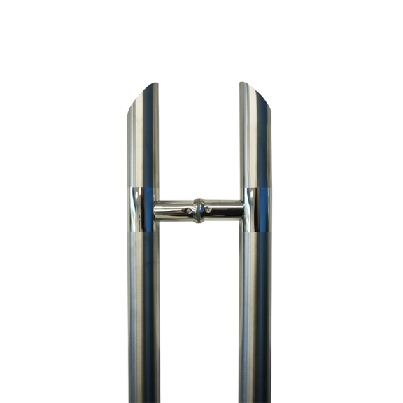 Triumph Pull Handle